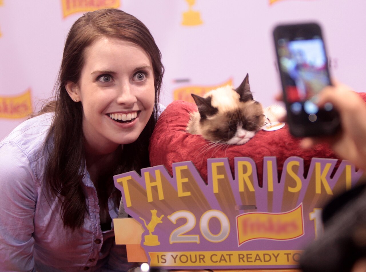 Overly Attached Girlfriend & Grumpy Cat meme template
